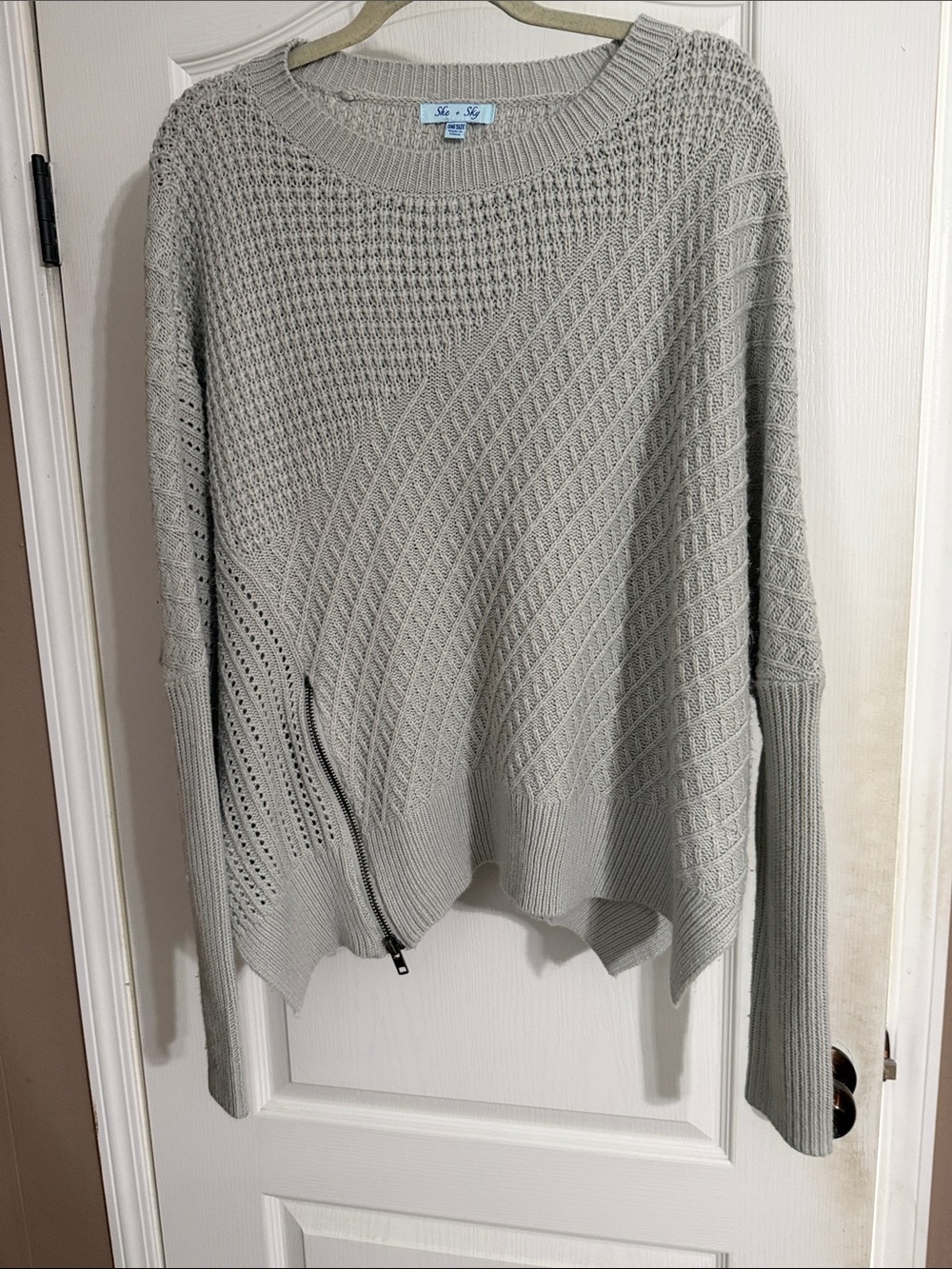 She + Sky Light Gray Textured Knit Sweater with Side Zip Accent